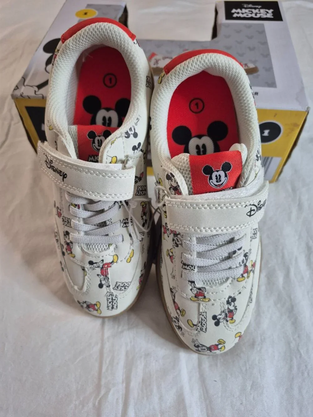 Disney Mickey And Friends Children’s Character Sneakers Size: 1,  NWB